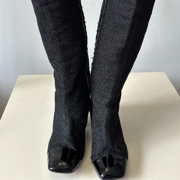 CHANEL Fall 2017 Runway Black Sparkle High Boots Size 37 - Picture 6 of 12